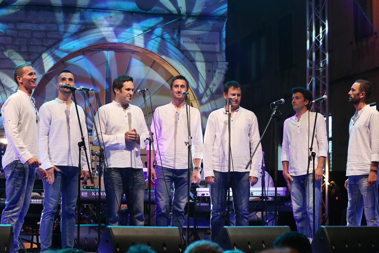 Klapa Bunari