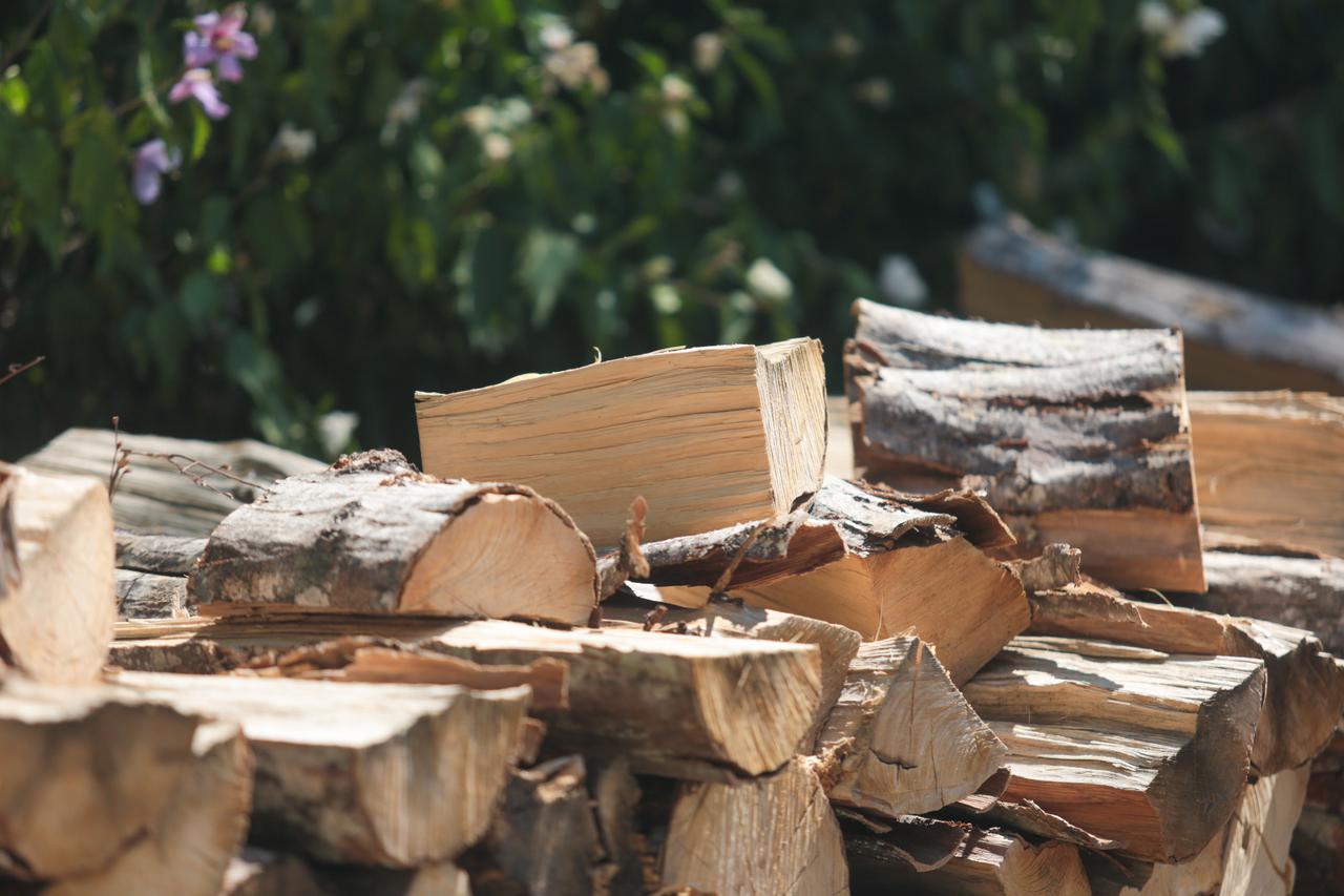 Vukovar: Pripremljena drva za zimu