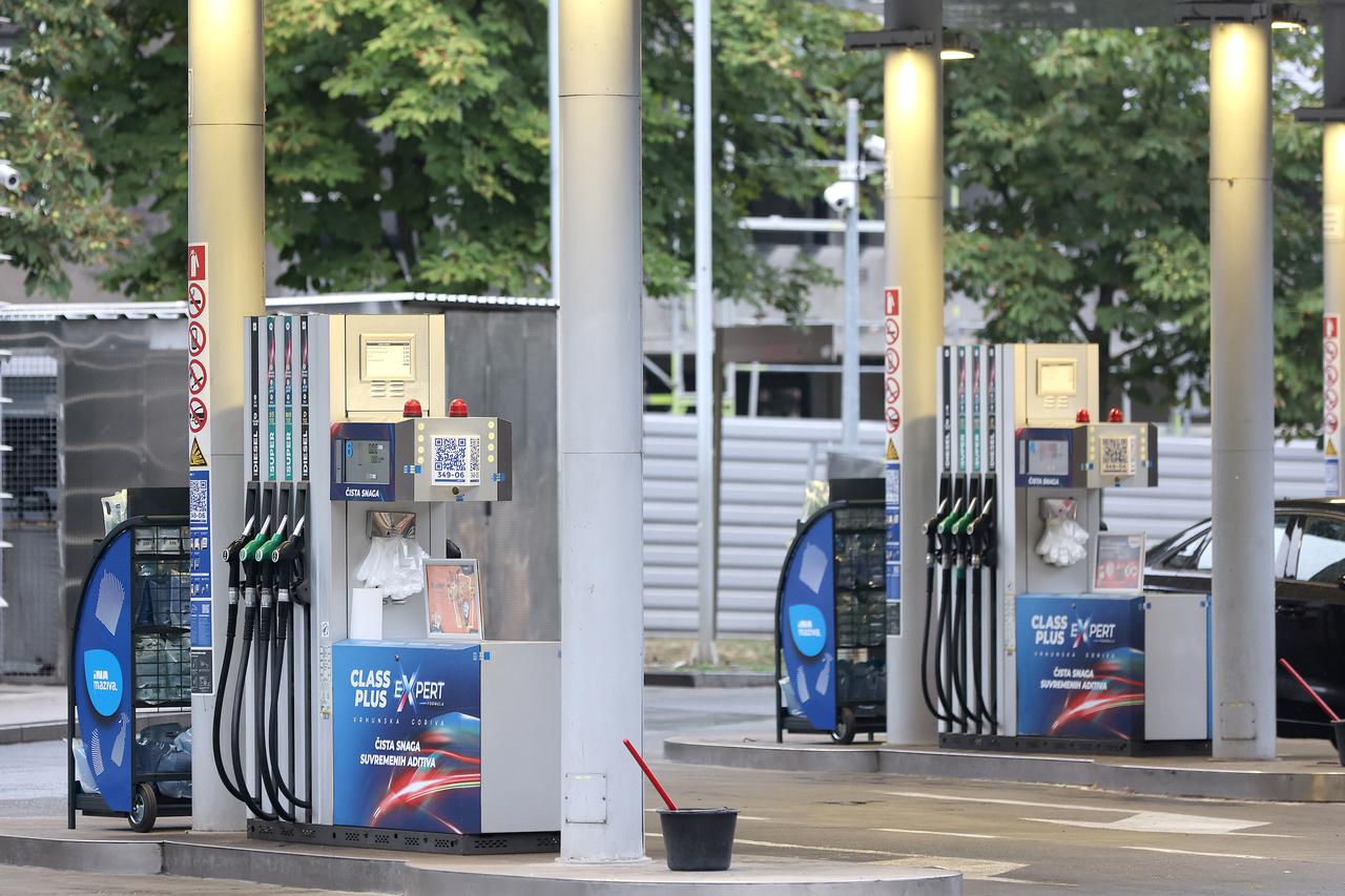 Zagreb: Nakon ukidanja ograničenja cijena, gorivo nije poskupjelo