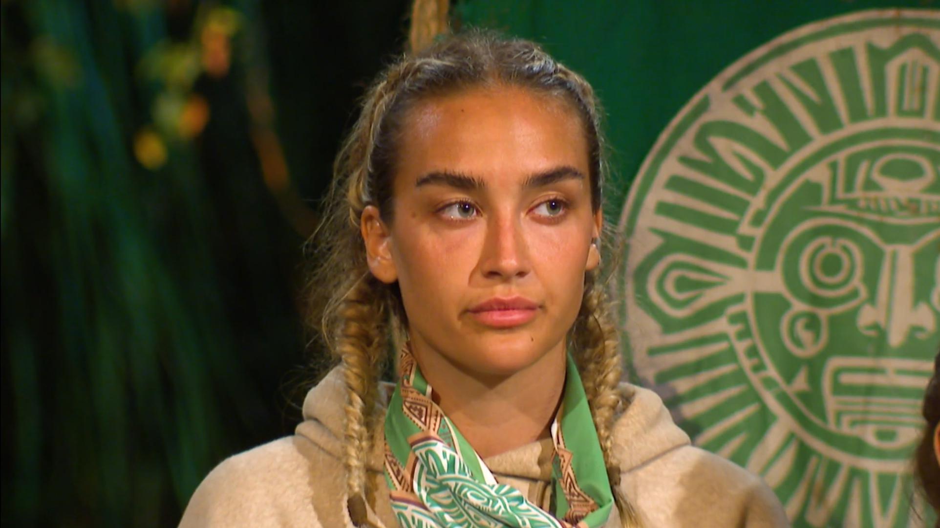  S druge strane, Čedomir je na večeru poveo Adrijanu, Srećka, Anastasju, Lanu i Ivanu, pa su tako odabrani iz oba plemena imali priliku uživati u zasluženoj nagradi nakon zahtjevnog dana.