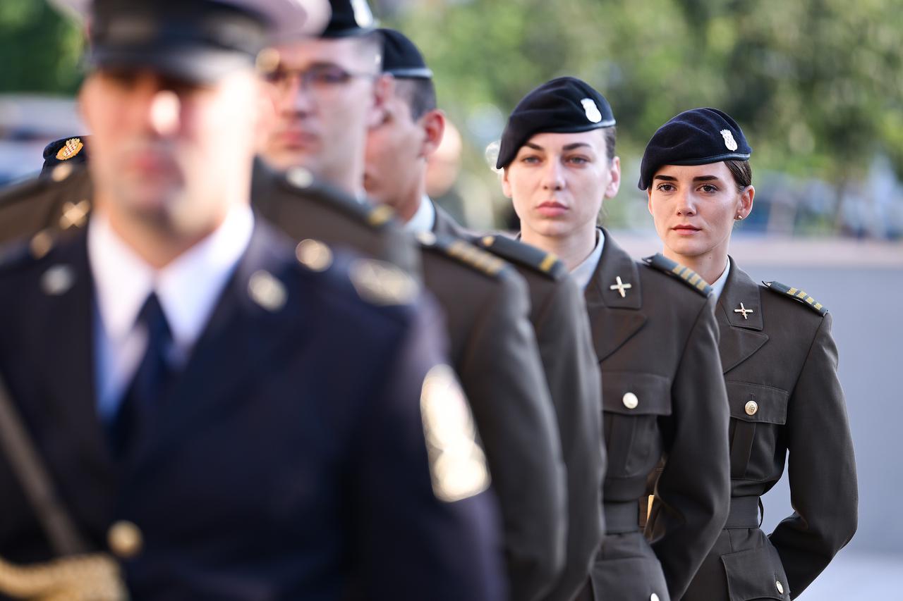 Knin: Dolazak visokih dužnosnika na obiljezavanje 31. obljetnice vojno-redarstvene operacije Oluja.