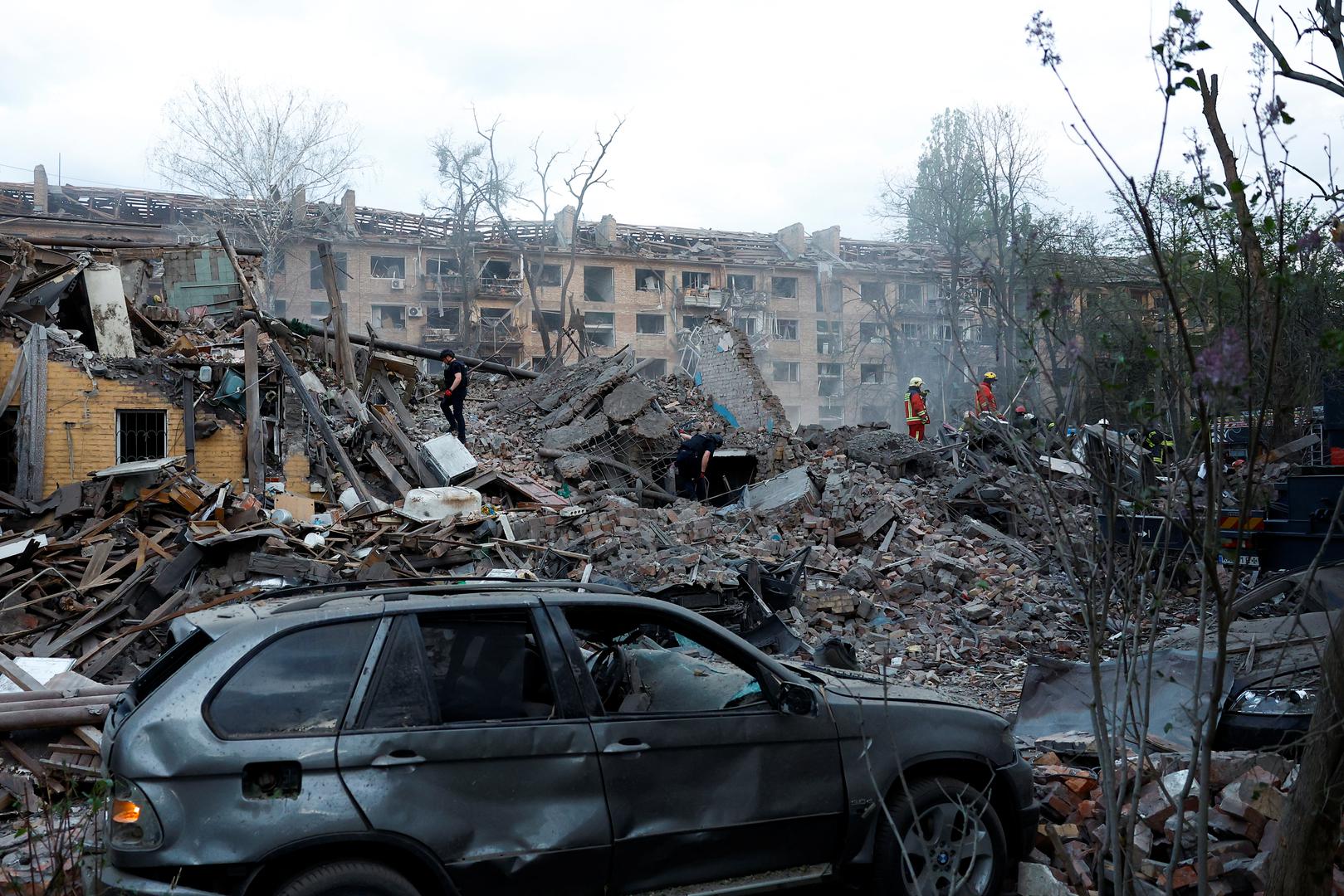Drugi najveći grad u Ukrajini Harkiv također je bio je izložen snažnom raketnom napadu rano u četvrtak, napisao je tamošnji gradonačelnik Ihor Terekhov na Telegramu. Rekao je da se nekoliko eksplozija čulo u gradu, koji je česta meta ruskih napada.