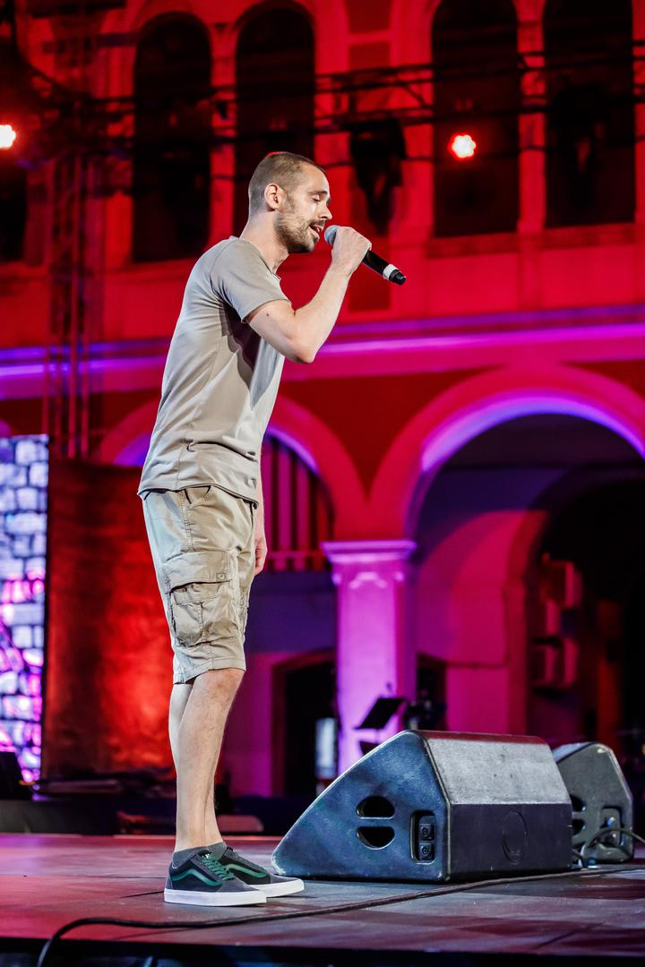 30.06.2023., Split - 63. Festival zabavne glazbe Split 2023. Vecer mladih izvodjaca. Buza Photo: Zvonimir Barisin/PIXSELL