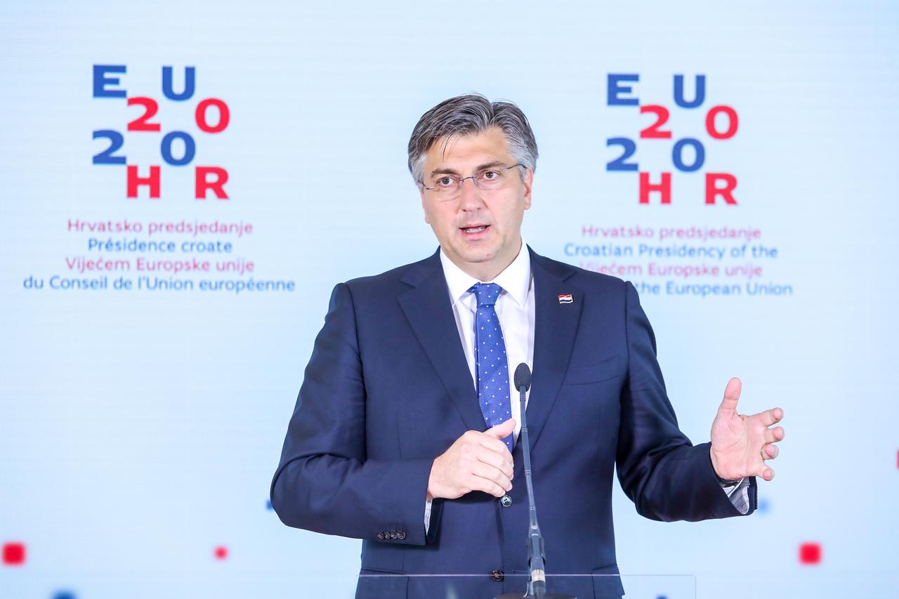 Andrej Plenković dao izjavu prije početka sastanka Europskog vijeća