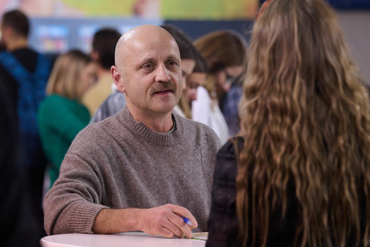 Zagreb: Mile Kekin predstavio je svoju prvu slikovnicu "Mala" na Interliberu