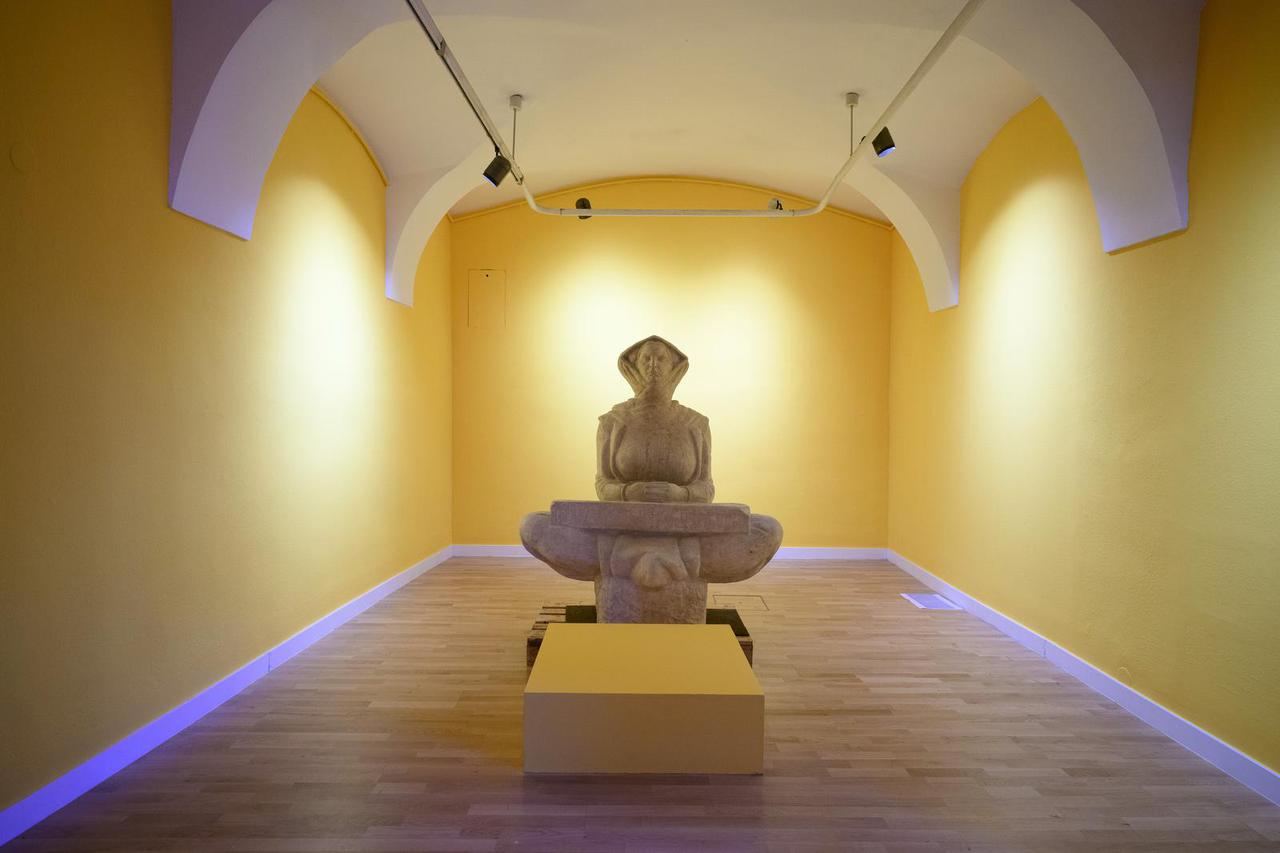 Zagreb: Klovićevi dvori pripremaju se za otvorenje izložbe Ivana Meštrovića