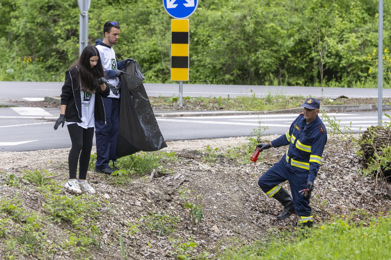 Zagreb: Gužve u gradu zbog sanacija korovova i dimnjaka