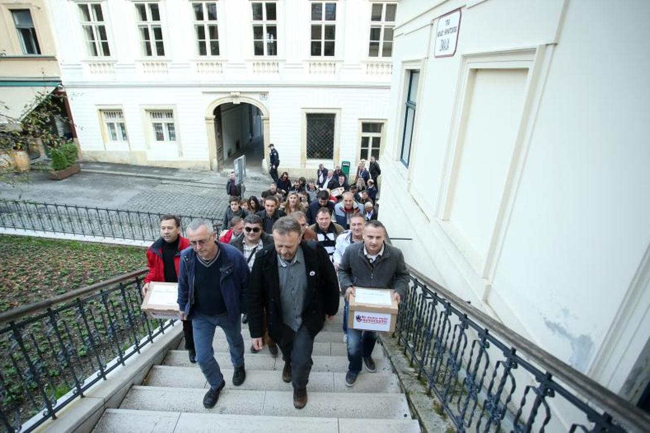 predaja potpisa,ne dajmo naše autoceste