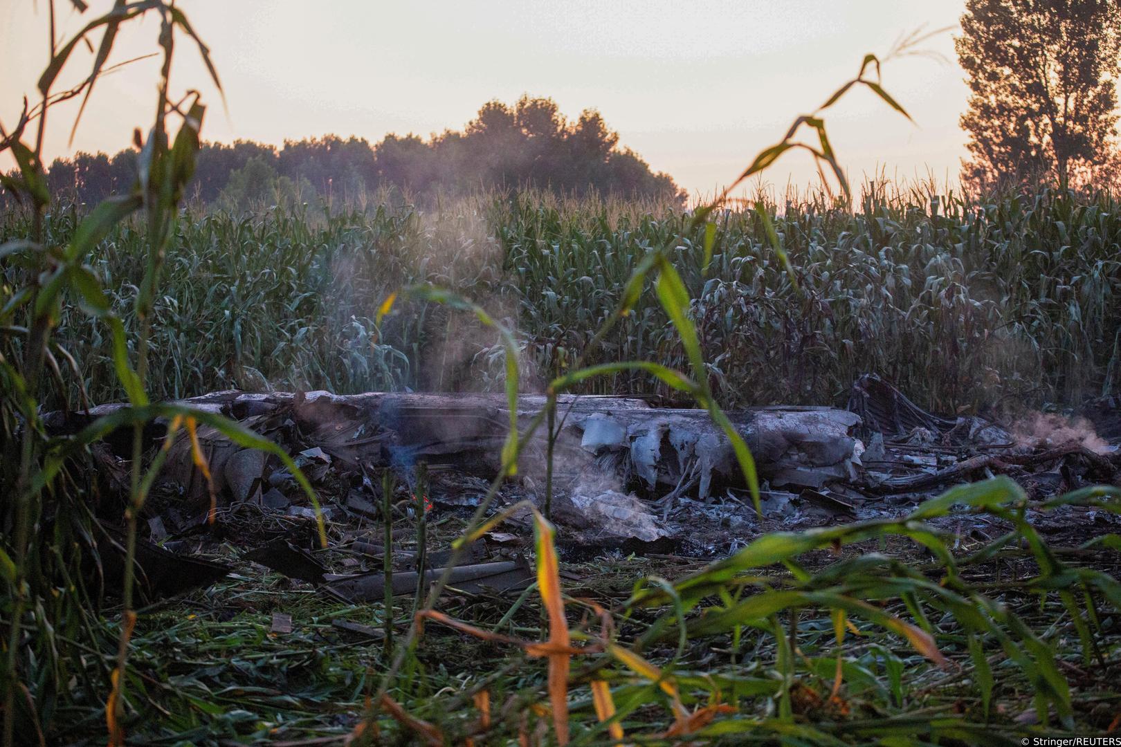 Debris is seen at the crash site of an Antonov An-12 cargo plane owned by a Ukrainian company, near Kavala, Greece, July 17, 2022. REUTERS/Stringer NO RESALES. NO ARCHIVES Photo: Stringer/REUTERS