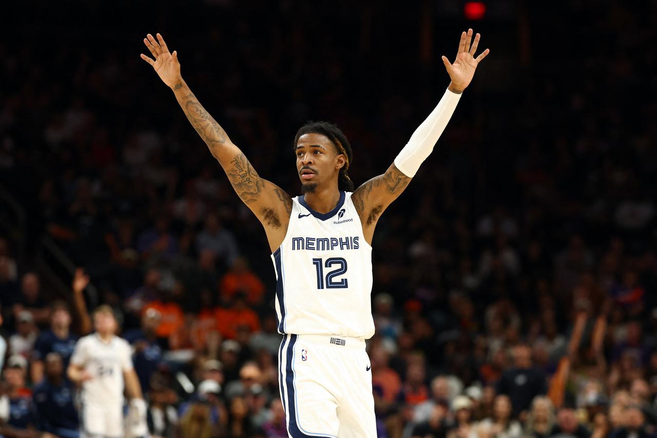 NBA: Memphis Grizzlies at Phoenix Suns
