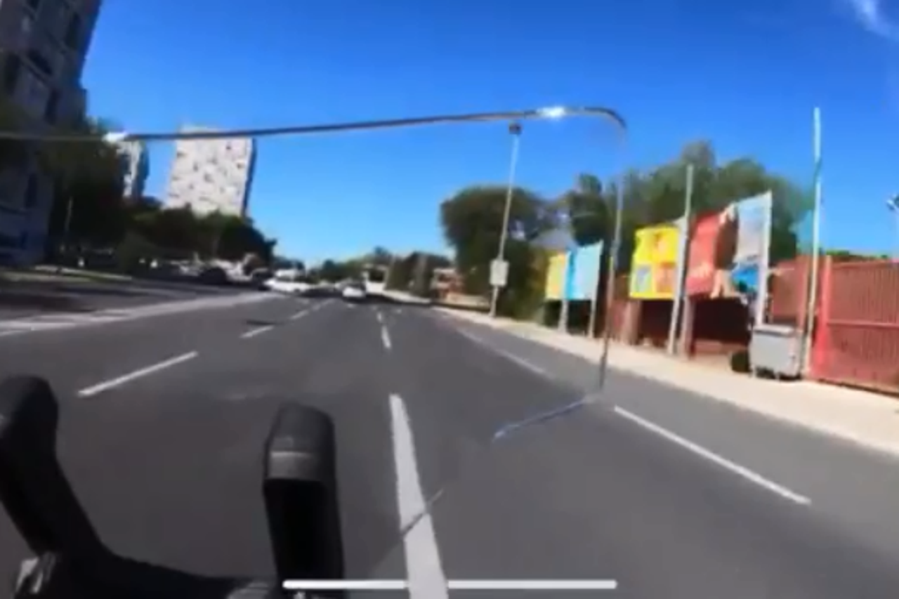 Skrenuo u suprotan smjer