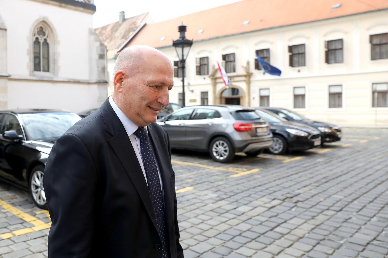 Zagreb: Predsjednik Ustavnog suda Miroslav Šeparović pojasnio pojedine odluke suda