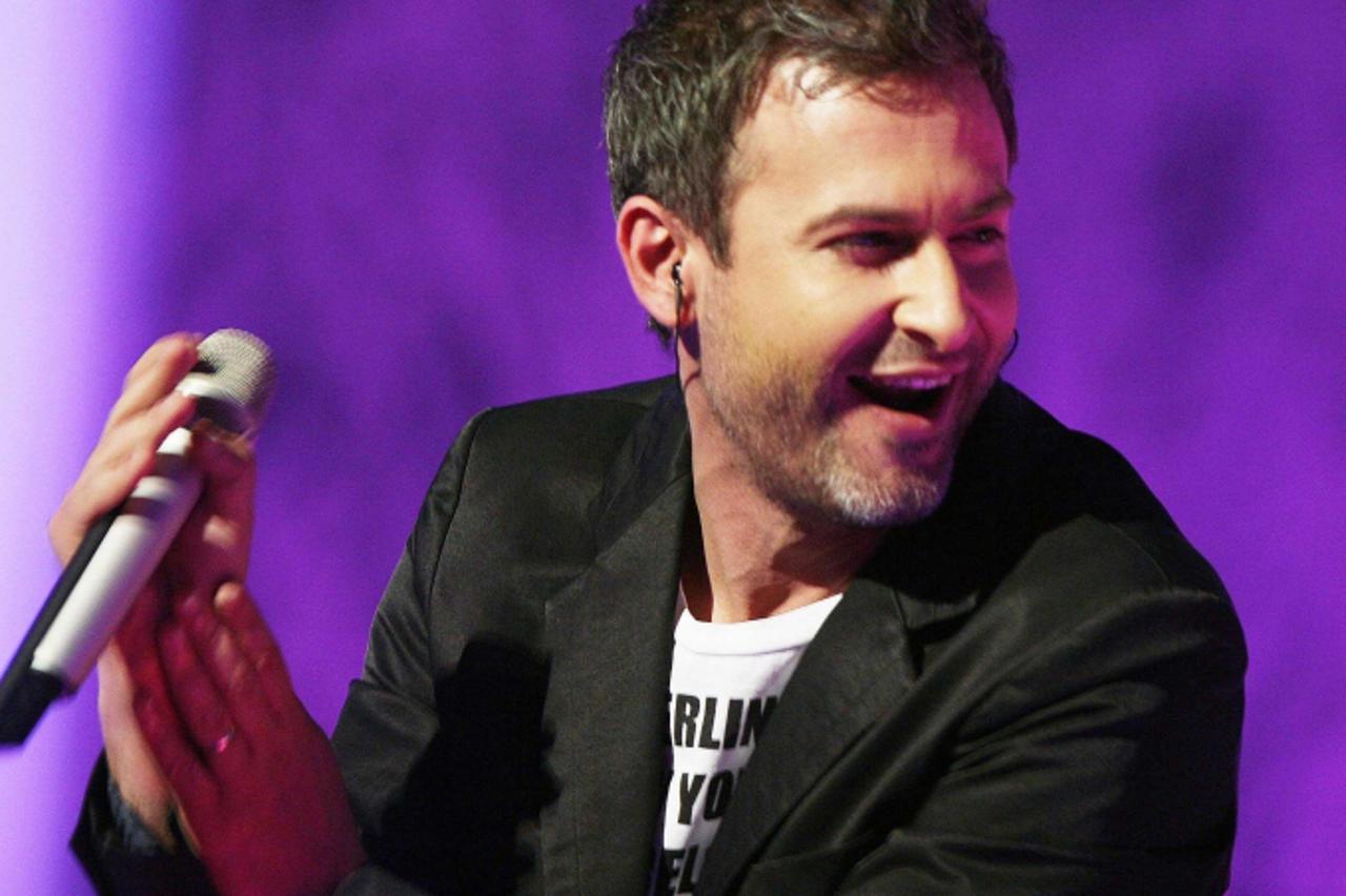 'EVERGREEN4_nnn_tvt_230'