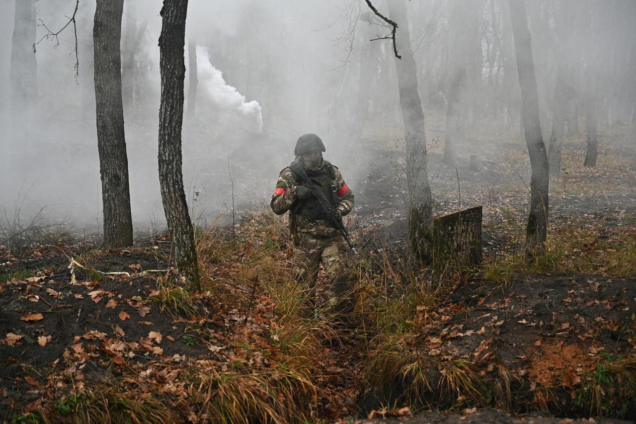 Russian soldiers undergo combat training in Krasnodar region