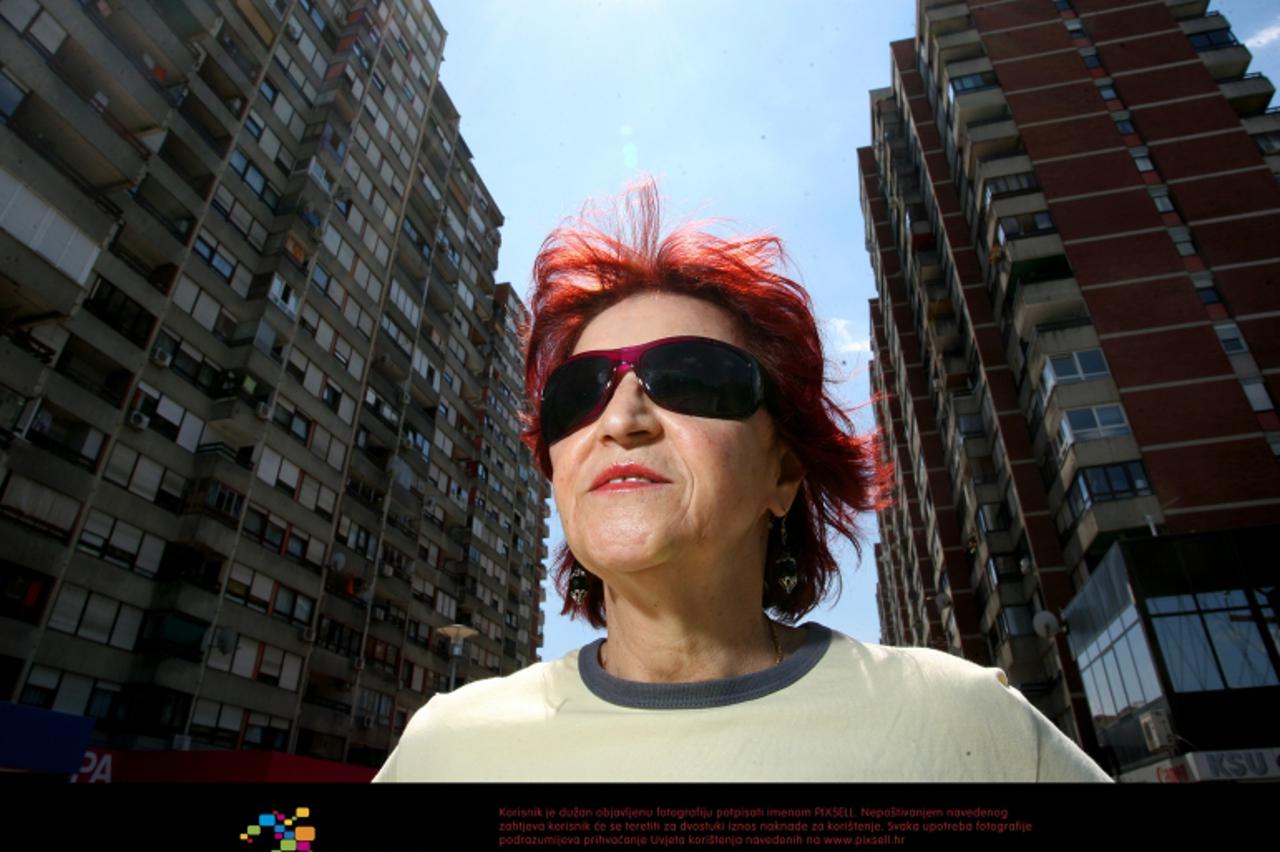 \'28.06.2011. Zagreb, Hrvatska - Svjetlana Lugar koja vodi projekt sortiranja u Mamutici. Photo: Slavko Midzor/PIXSELL\'