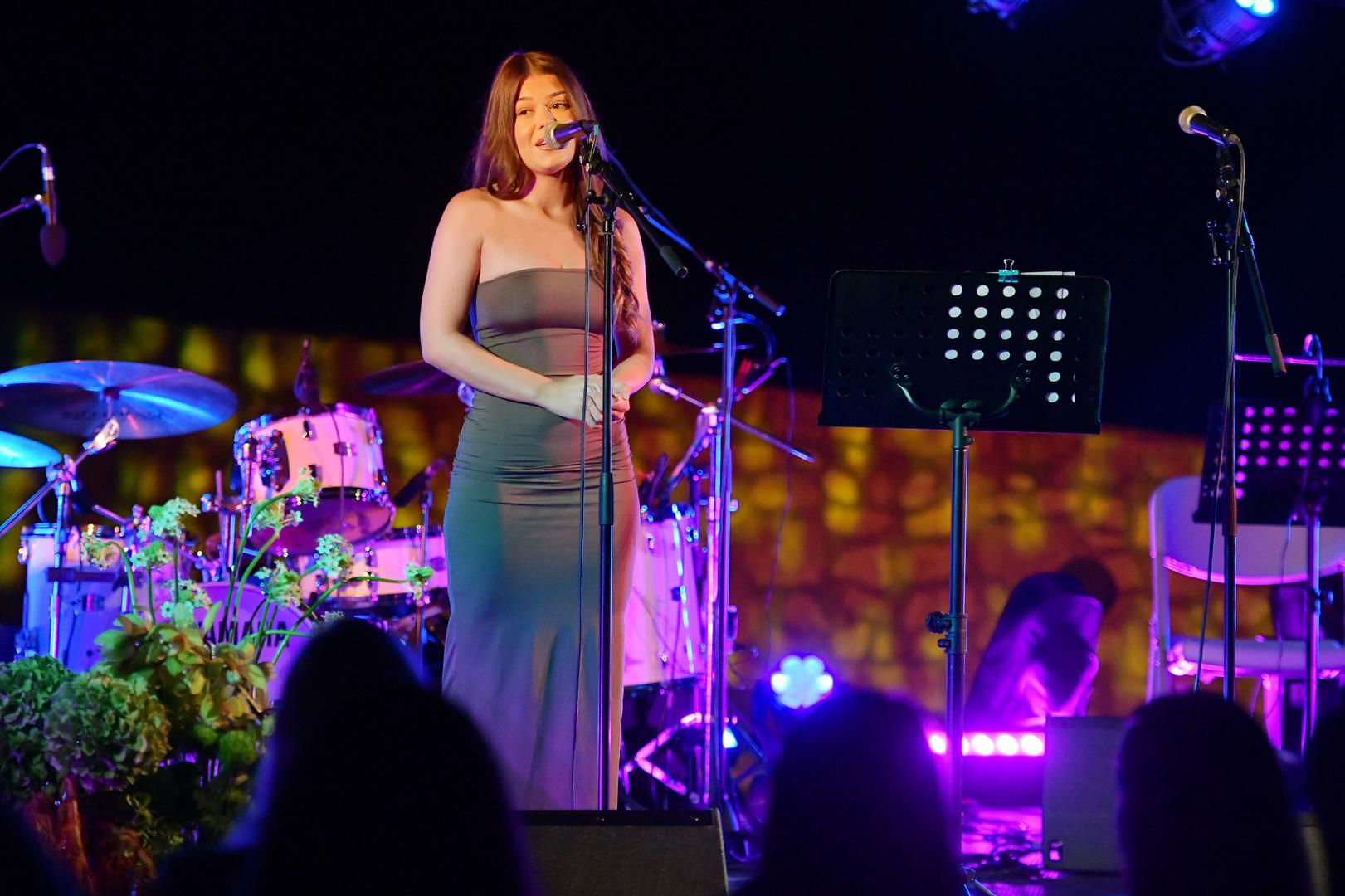 Ladies Live je glazbena večer koju je za života osmislio, a proizašla je iz Matijinog albuma Ladies objavljenog 2021. godine u izdanju Croatia Recordsa. U Šibeniku se okupljenima obratila Matijina kći Lu. 