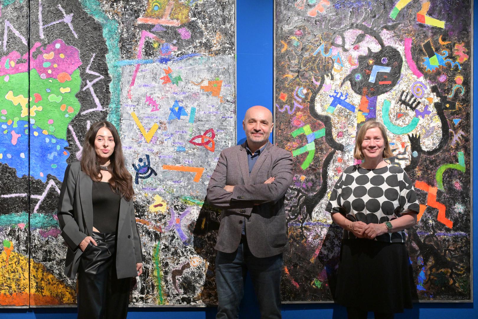 Osmo izdanje Bijenala slikarstva koje daje pregled najboljeg od dvogodišnjeg stvaralaštva hrvatske likovne scene, otvoreno je u Galeriji Klovićevi dvori. Martina Miholić, Tomislav Buntak i Luisa Kloos