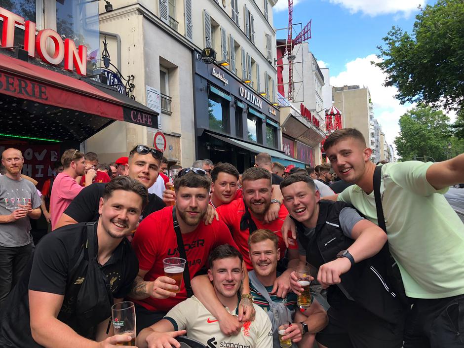 Luda atmosfera zavladala je Parizom uoči finala LP