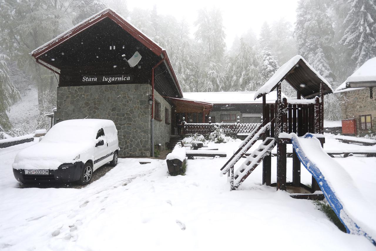 Snježna idila na Sljemenu