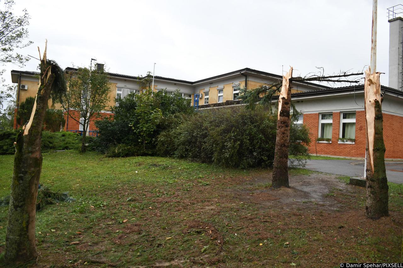 Olujno nevrijeme poharalo Čazmu