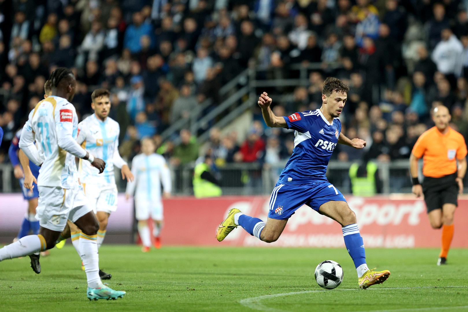 Dinamo je tada igrao u sastavu: Livaković - Ristovski, J. Šutalo, Perić, Ljubičić - Špikić (od 46. Menalo), Mišić, Ivanušec (od 75. Marin), Oršić (od 60. Bulat) - Petković (od 60. Baturina), Drmić (od 72. Emreli). Trener je bio Ante Čačić.