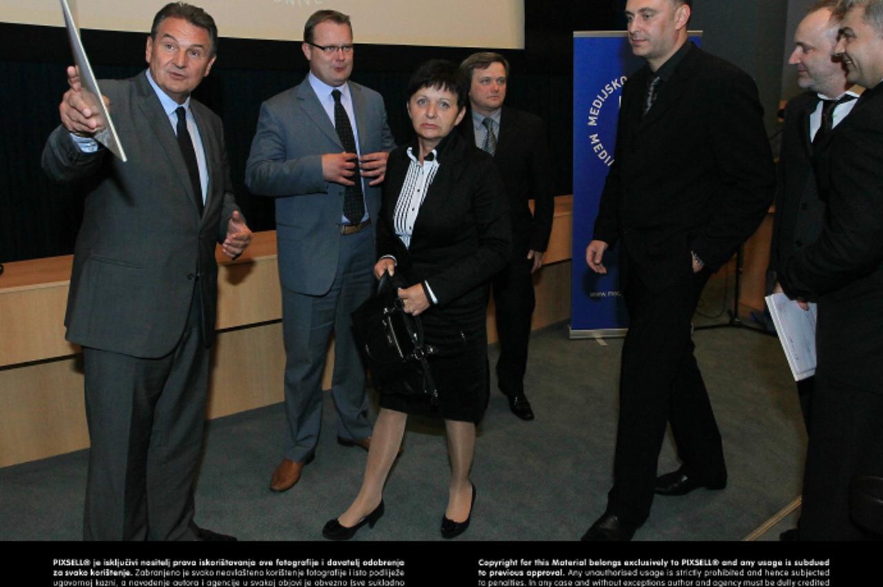 '09.10.2012., Koprivnica - Svecano obiljezavanje pocetka djelovanja Medijskog sveucilista u kinu Velebit koje su zajedno pokrenuli gradovi Koprivnica i Varazdin. Svecanosti su prisustvovali gradonacel