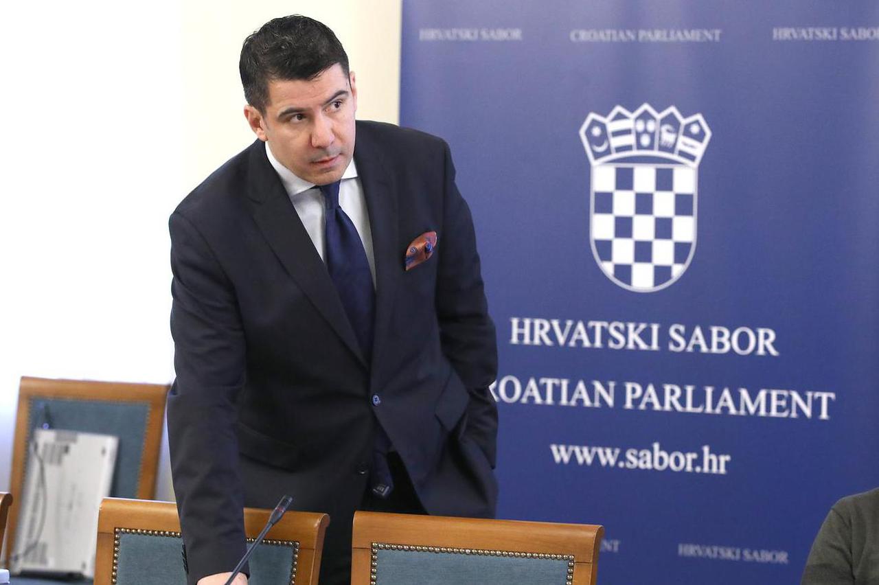 Zagreb: Jos jedna sjednica Antikorupcijskog vijeca o slucaju INA