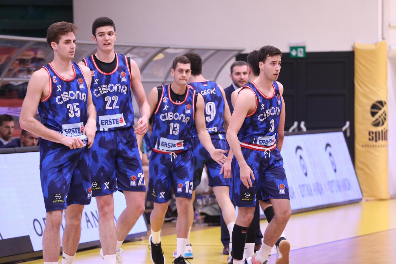 Split: Utakmica 6. kola ABA Lige između Splita i Cibone