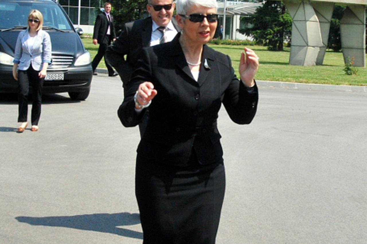 Premijerka u Petrinji (1)
