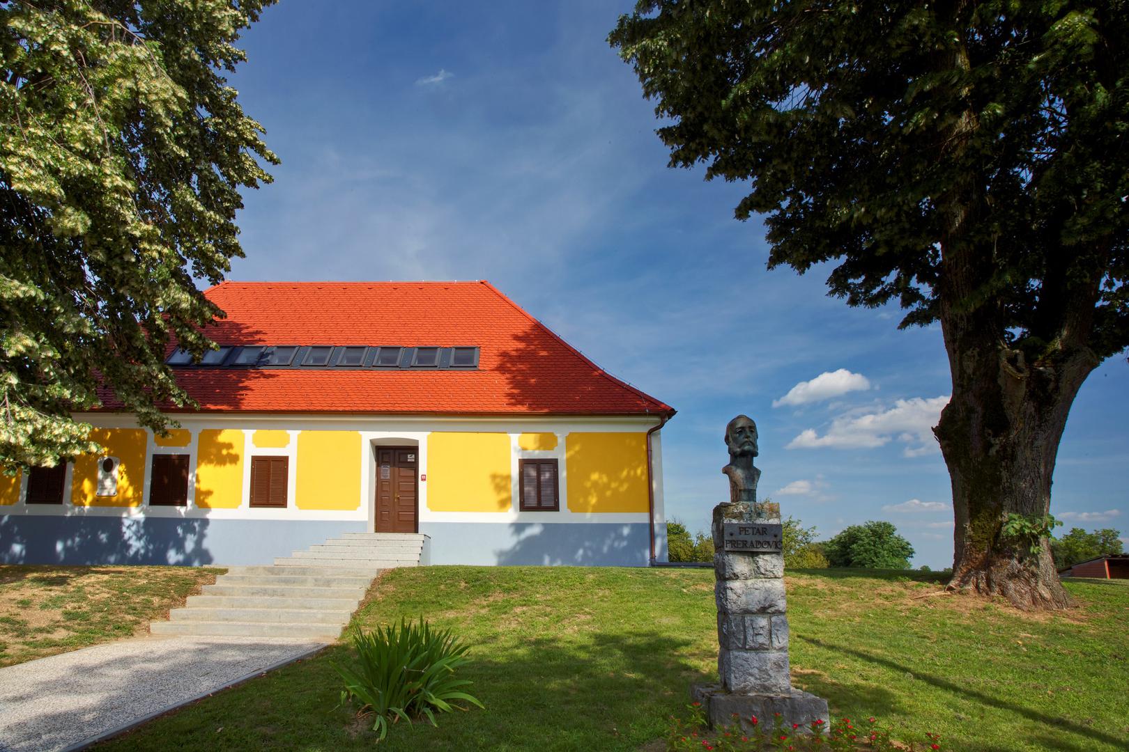 Interpretacijski centar Kuća Petra Preradovića, Grabrovnica