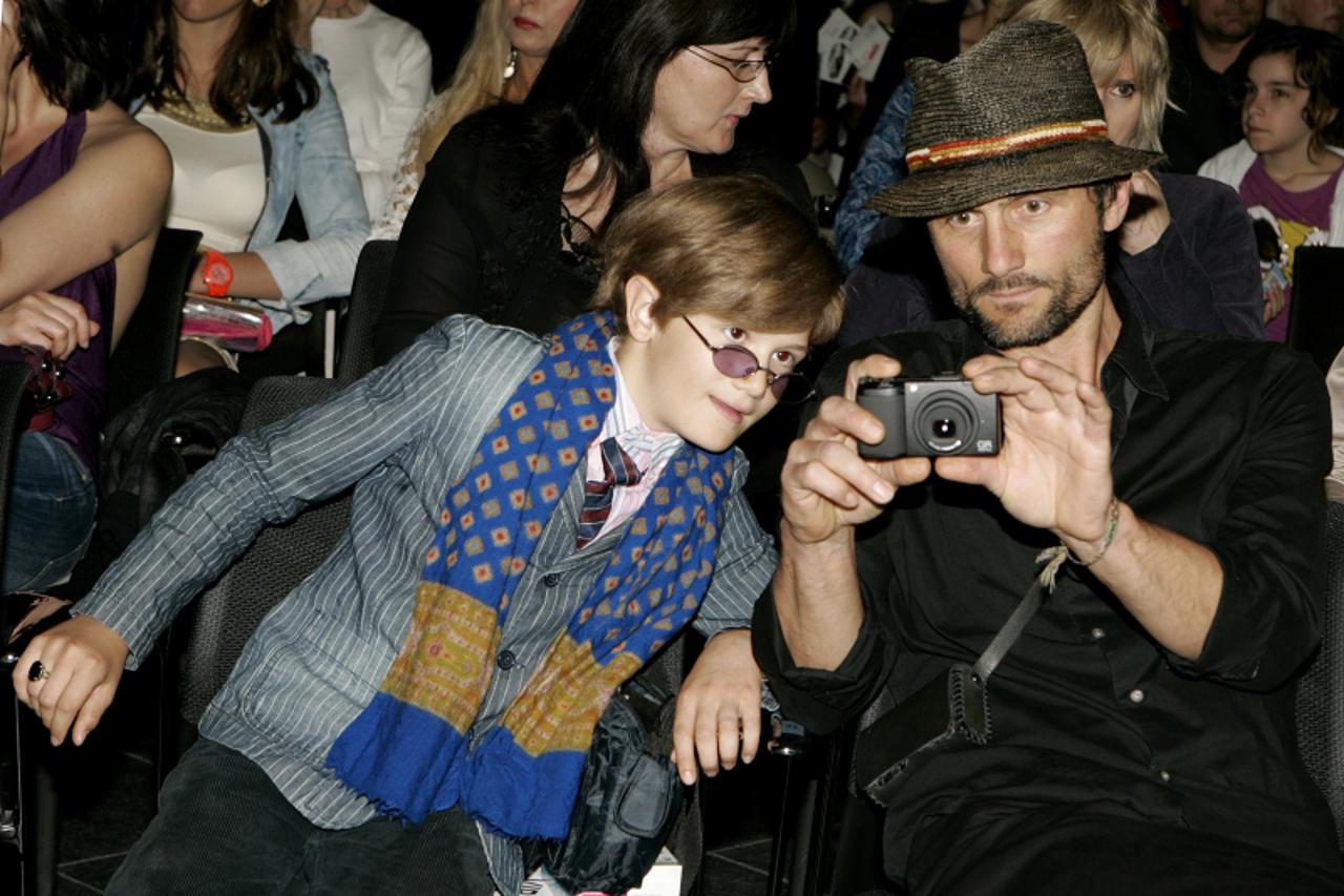 '21..05.2011., Zagreb - Dreft fashion week Zagreb u Hypo Centru. Sven Medvesek sa sinom. .  Photo: Martina Popovcic/PIXSELL'