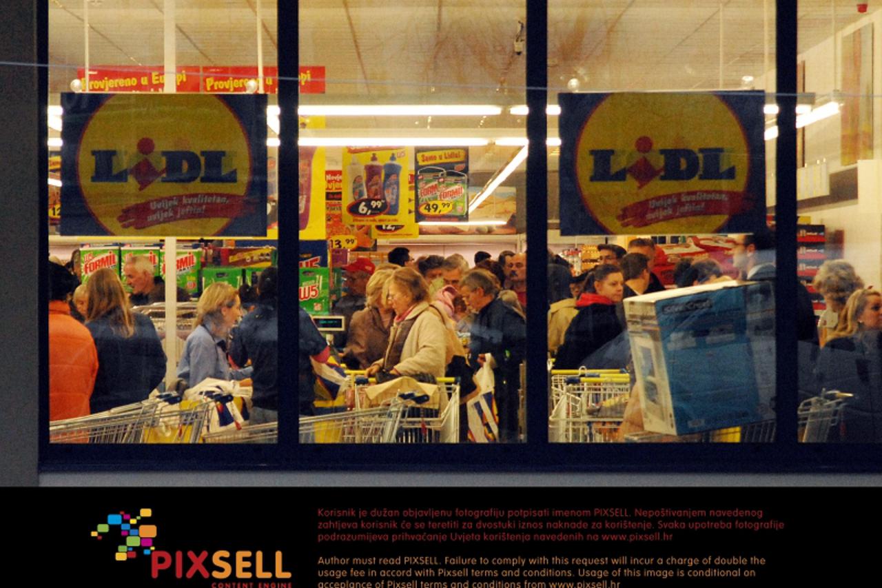 '20.11.2006., Pescenica, Zagreb - Lidl, trgovacki centar. Photo: Dalibor Urukalovic/Poslovni dnevnik/PIXSELL'