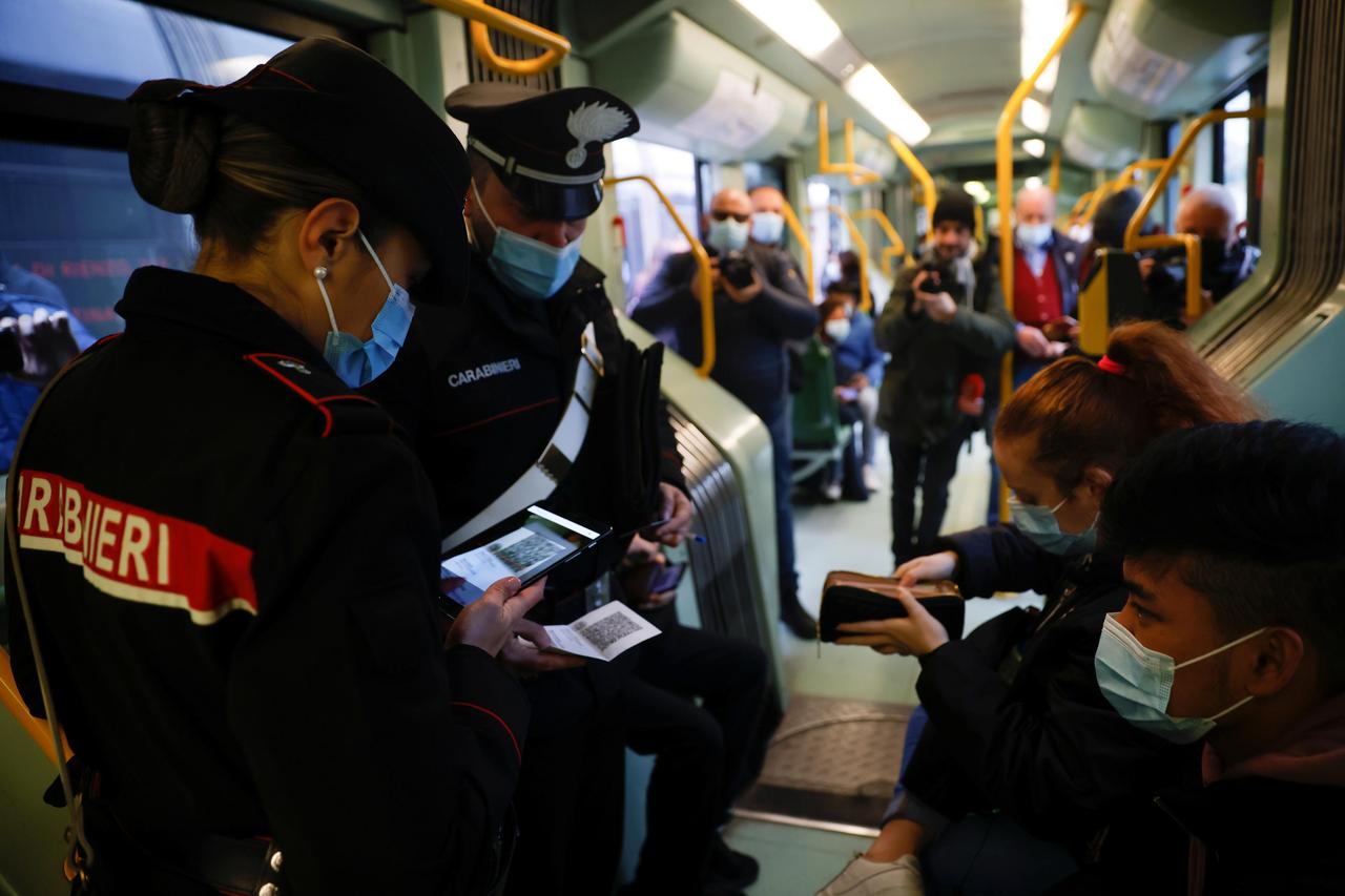 COVID-19 health pass checks in Rome