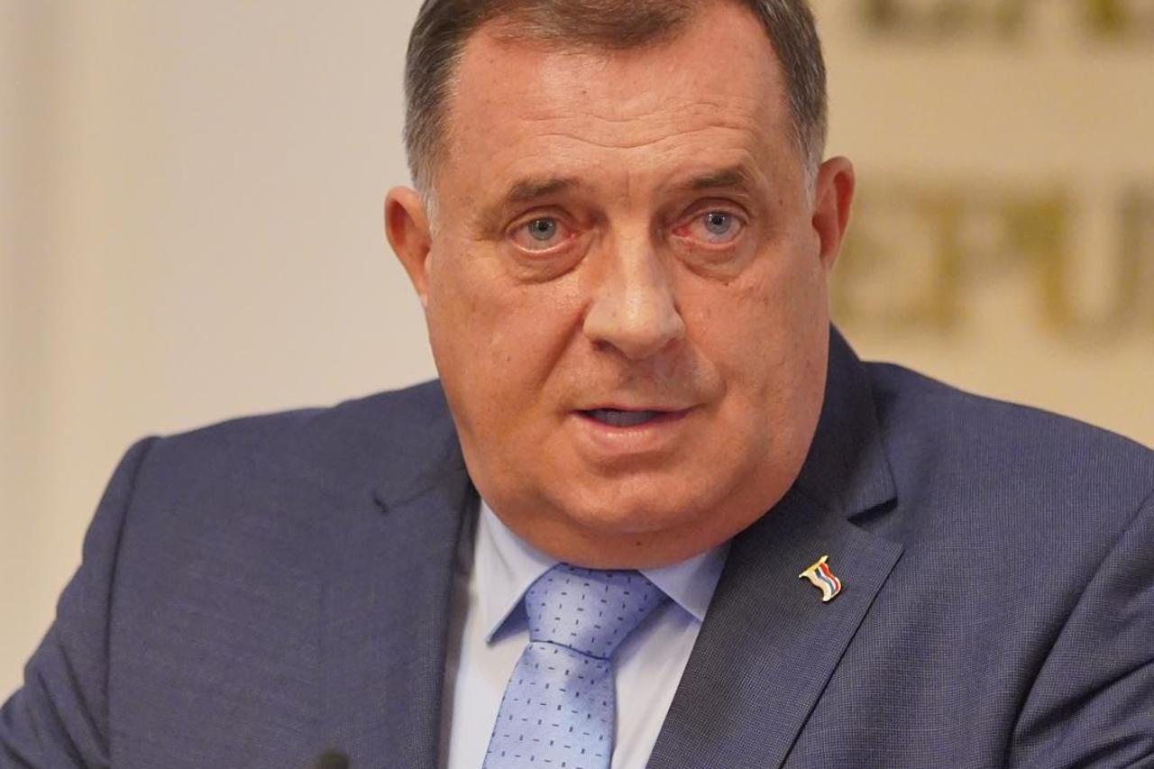 Banja Luka: Dodik poručio da neće poštovat zakon Valentina Inzka
