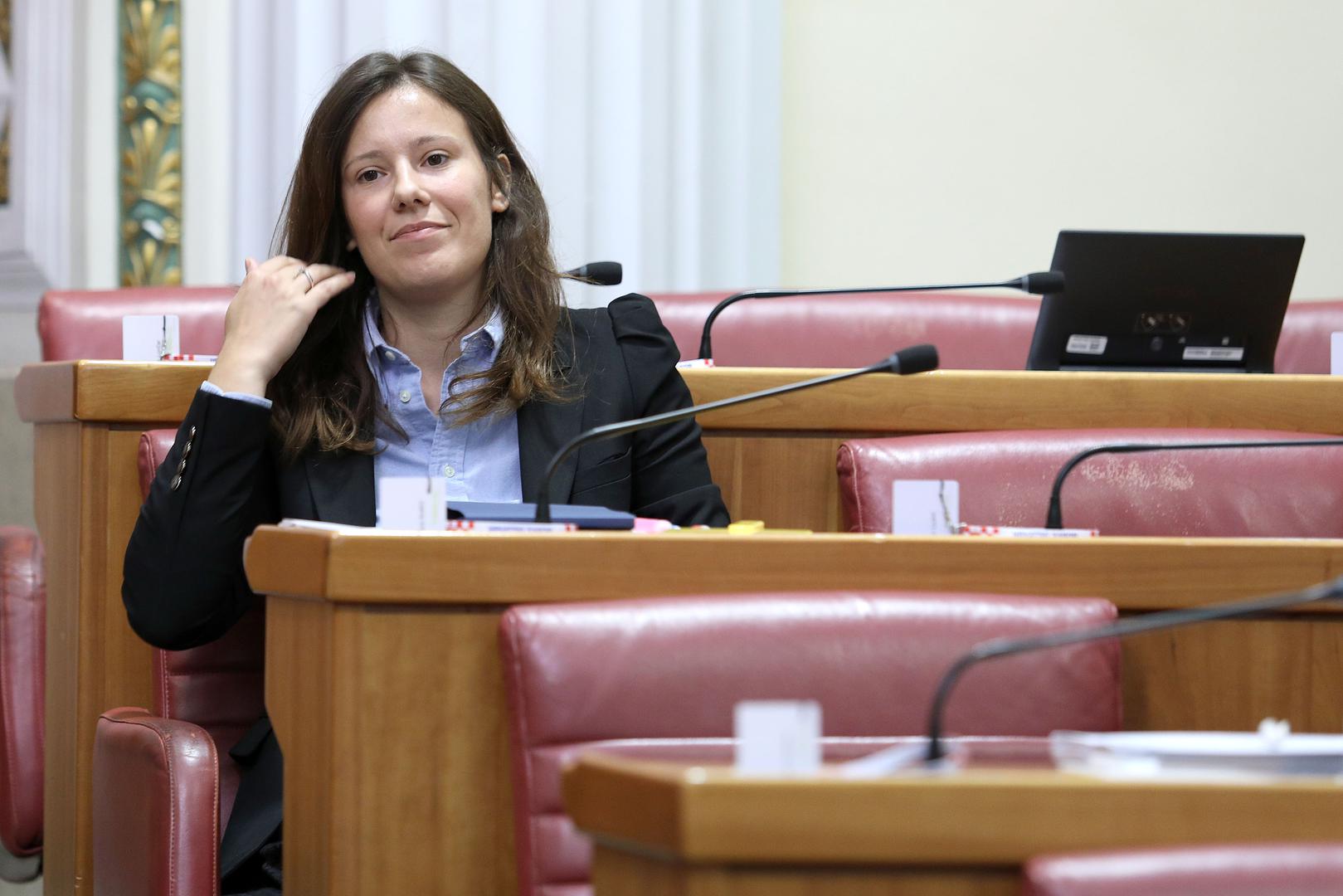 Dragica Roščić, šefica odbora za regionalni razvoj i EU fondove i saborska zastupnica