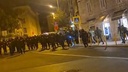 VIDEO Nova snimka divljanja u Splitu: Maskirana gomila trči, sve puno policije, privedeno 57 ljudi