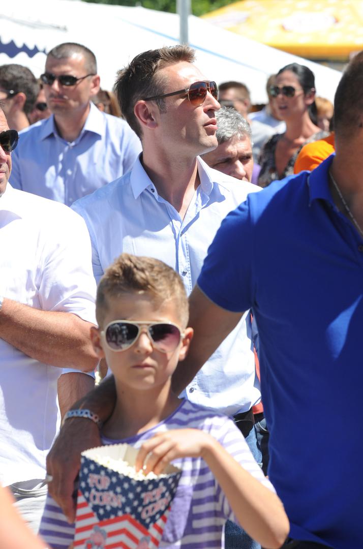 15.08.2014., Tomislavgrad - Robert i Anica Kovac s djecom na proslavi blagdana Velike Gospe u crkvi Uznesenja Blazene Djevice Marije u Seonici kod Tomislavgrada. "nPhoto: Hrvoje Jelavic/PIXSELL