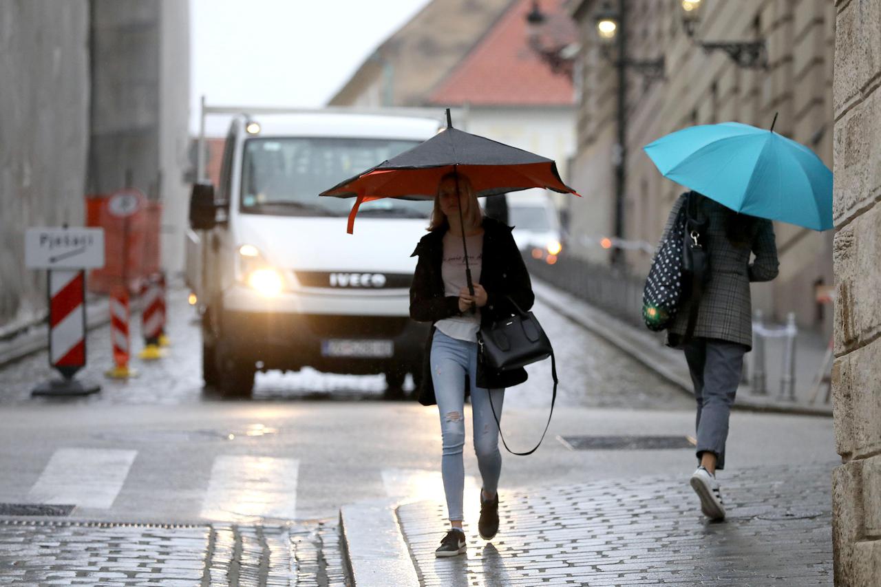 Zagreb: Kiša i niže temperature u glavnom gradu