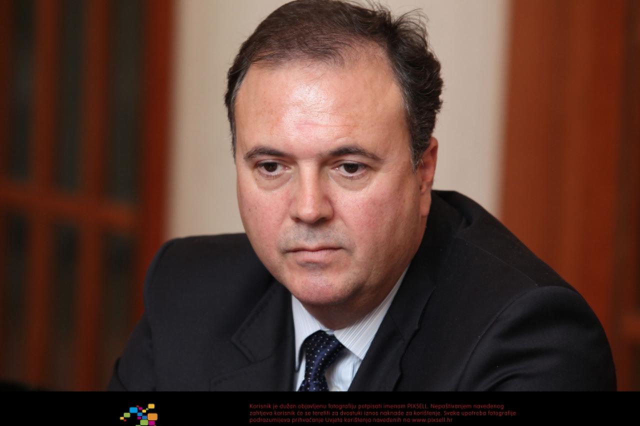 \'13.10.2011., Zagreb - HDZ odrzao konferenciju za medije kao reakcija na objavu oporbe da nece sudjelovati u radu Sabora do kraja aktualnog saziva. Frano Matusic. Photo: Patrik Macek/PIXSELL\'