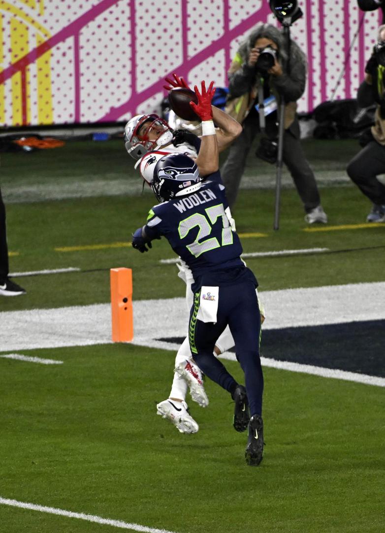WR Mack Hollins (13) of the New England Patriots catches a touchdown during the NFL Super Bowl 60 LX football game between the New England Patriots and the Seattle Seahawks in Santa Clara, CA on Feb 8, 2026 Charles Baus/CSM.(Credit Image: Â Charles Baus/Cal Sport Media) Photo via Newscom Photo: Charles Baus/NEWSCOM