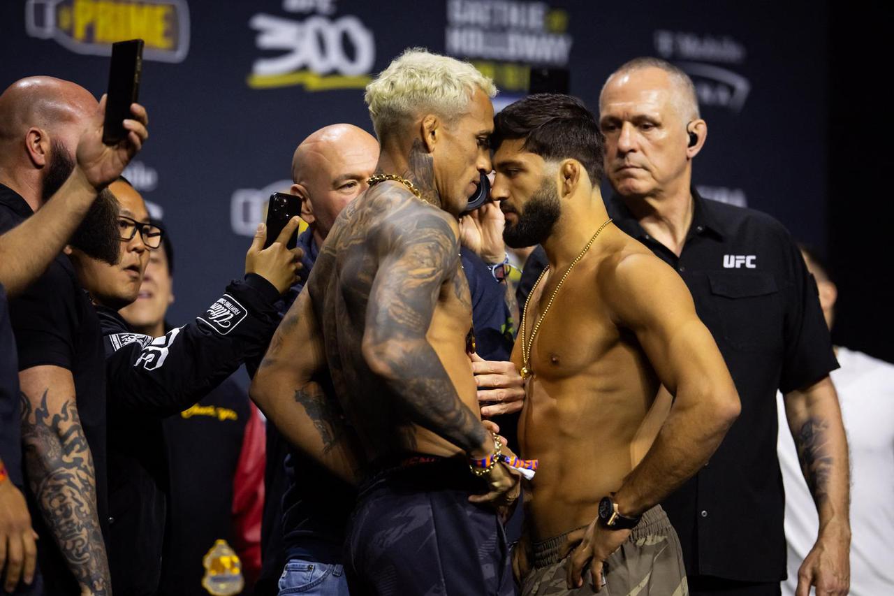 MMA: UFC 300-Weigh Ins