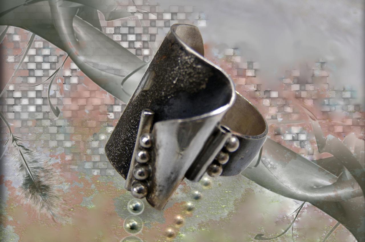 izložba, Kontakt T-T