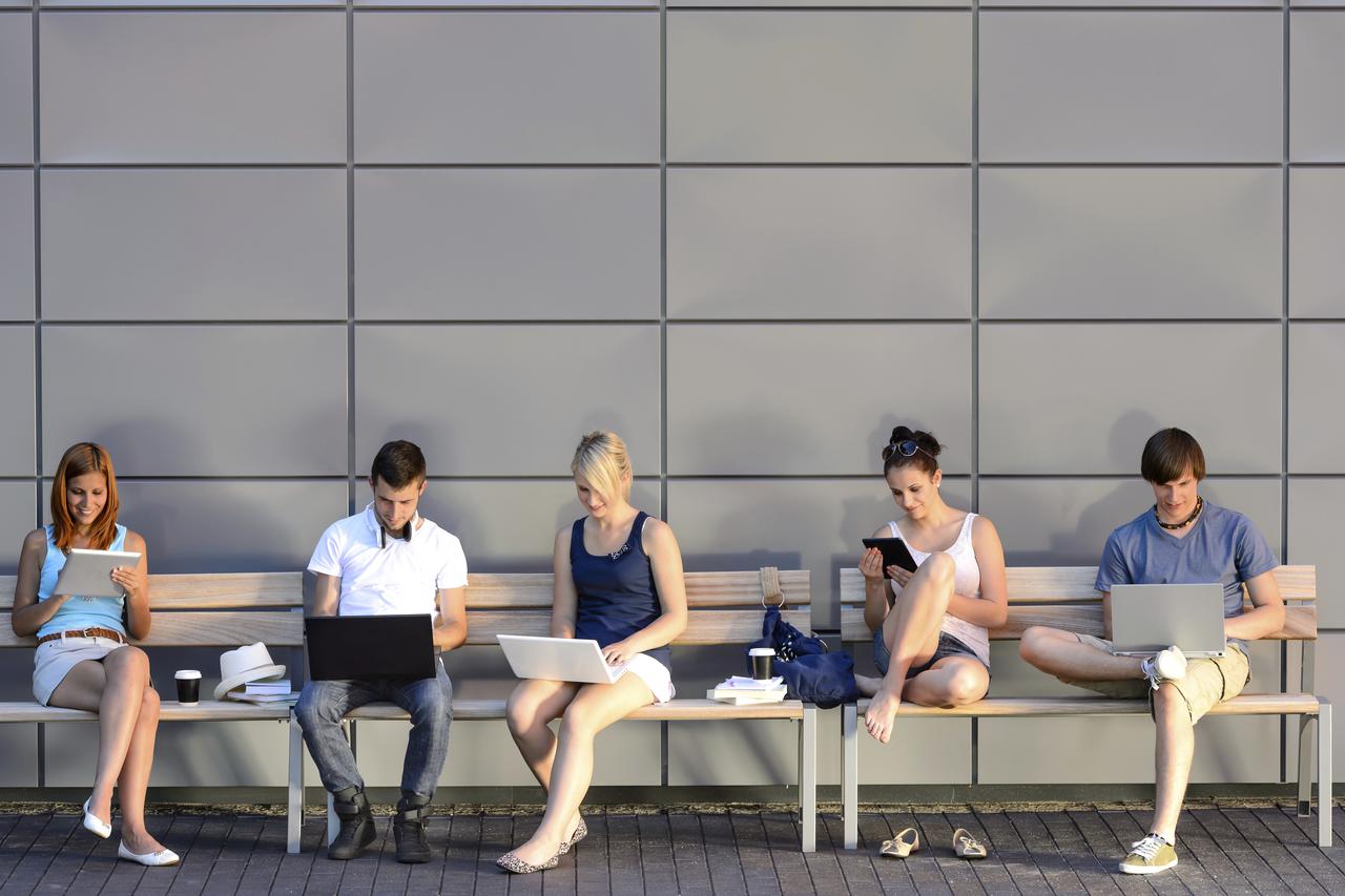 Students internet computer addiction sitting bench