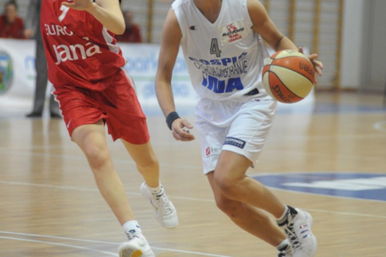 '13.03.2010.,Gospic - Finale regionalne IWBL lige za kosarkasice.Gospic CO - Jolly JBS Sibenik.Jelena Ivezic Photo: Hrvoje Jelavic/PIXSELL'