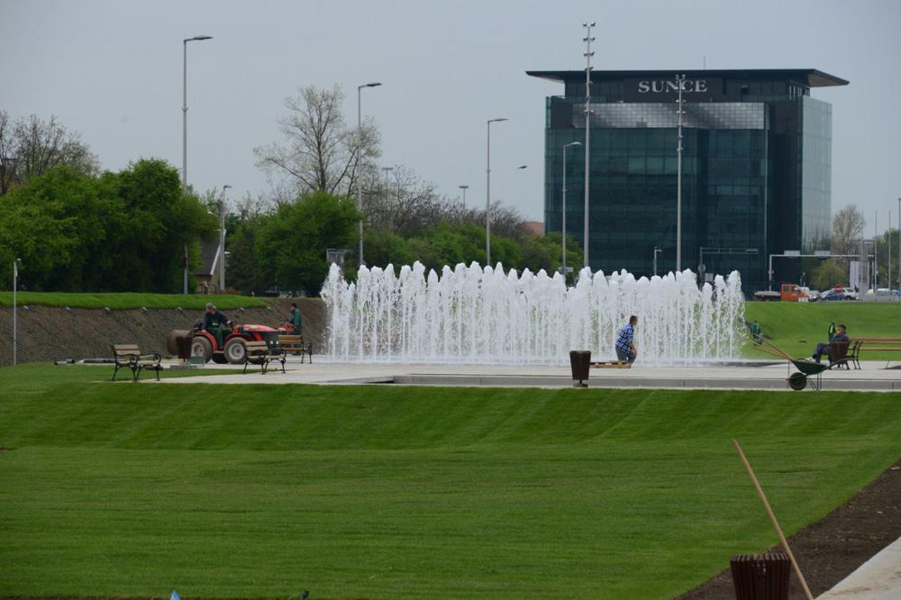 Radovi na Bandićevim fontanama (1)