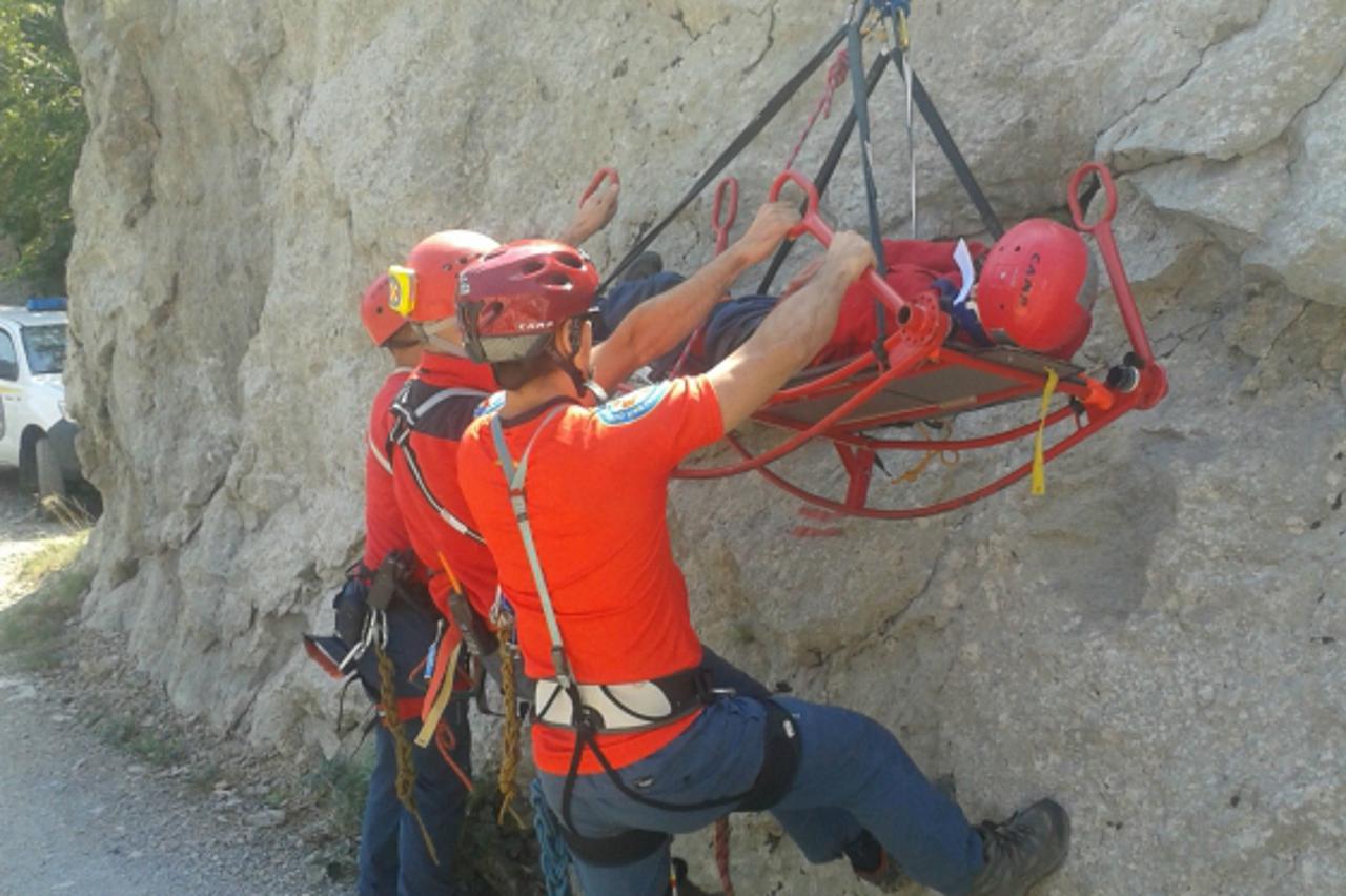 Darko Lorencin na vježbi HGSS-a (1)