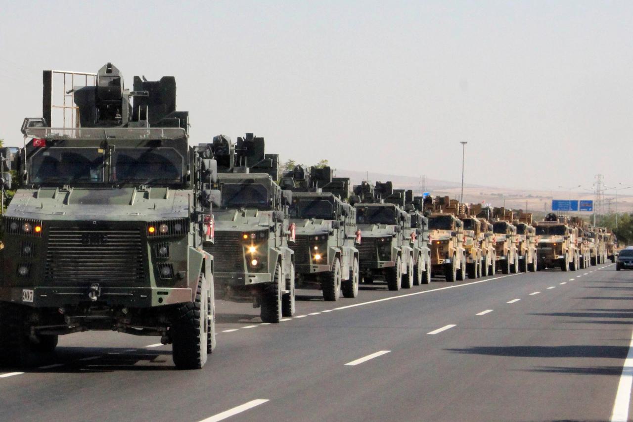 Turski vojni konvoj u Kilisu blizu granice