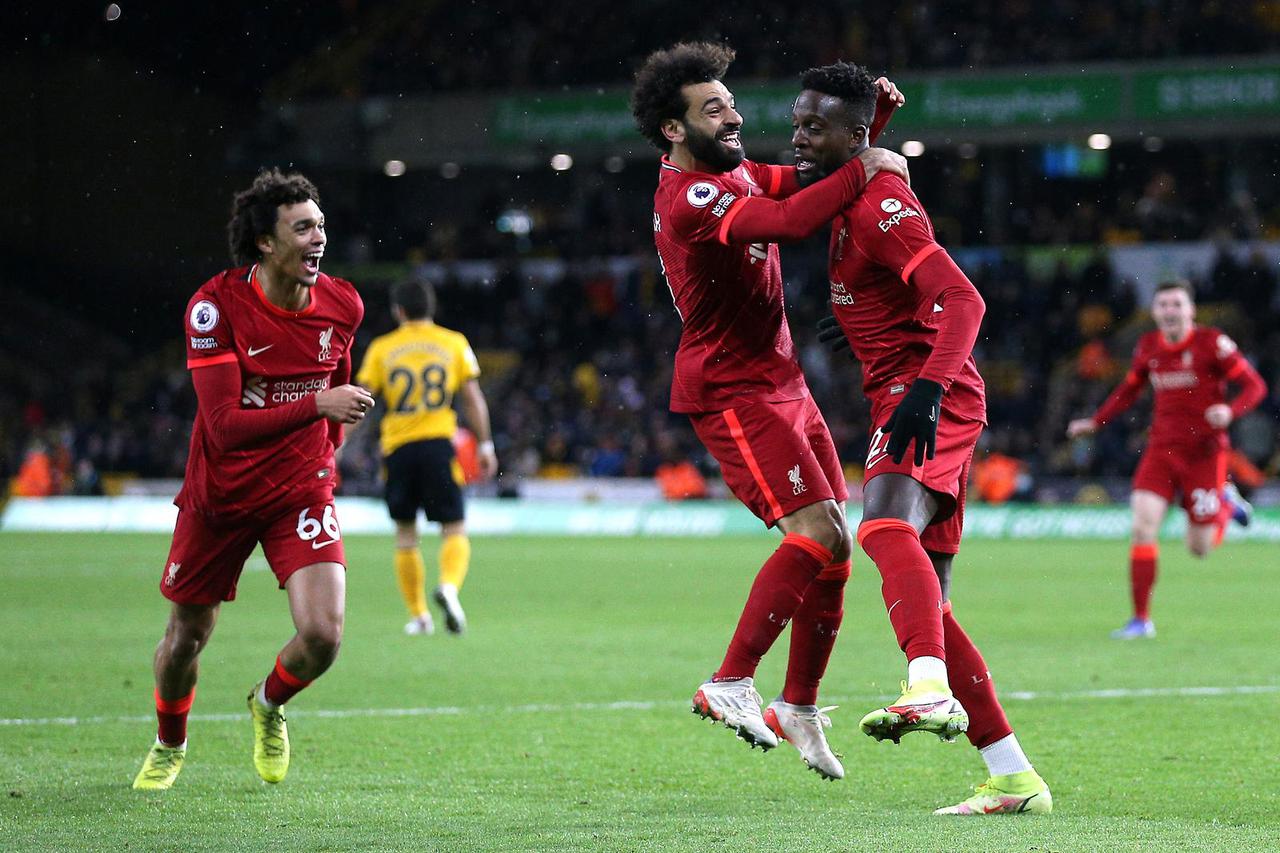 Wolverhampton Wanderers v Liverpool - Premier League - Molineux Stadium