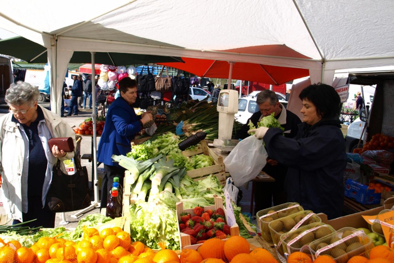 'OLYMPUS DIGITAL CAMERA         '