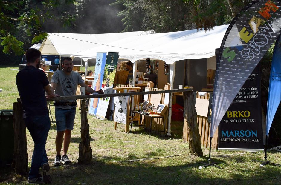 Slavonski Brod: Uz jezero Petnja održan  Eko festival Petnja, sajam kreativnosti i inovacija